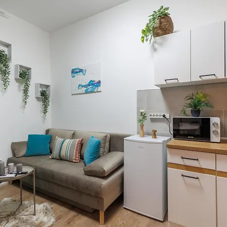 Turquoise * Budapest